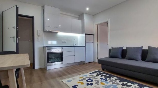 Reabilitação de residência universitária - Coimbra